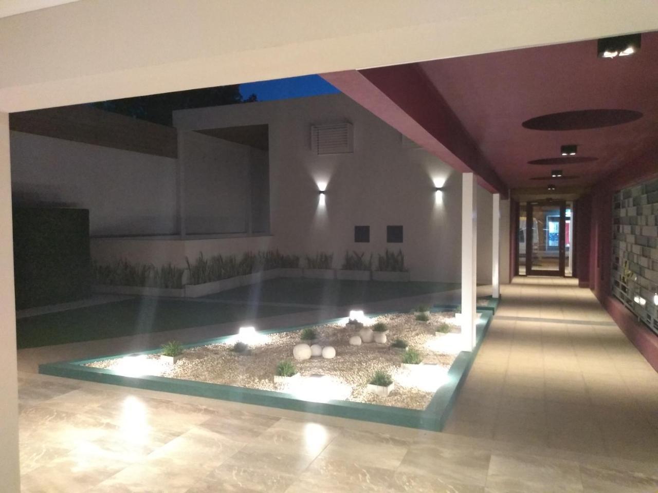Garden 33 Appartement Chivilcoy Buitenkant foto